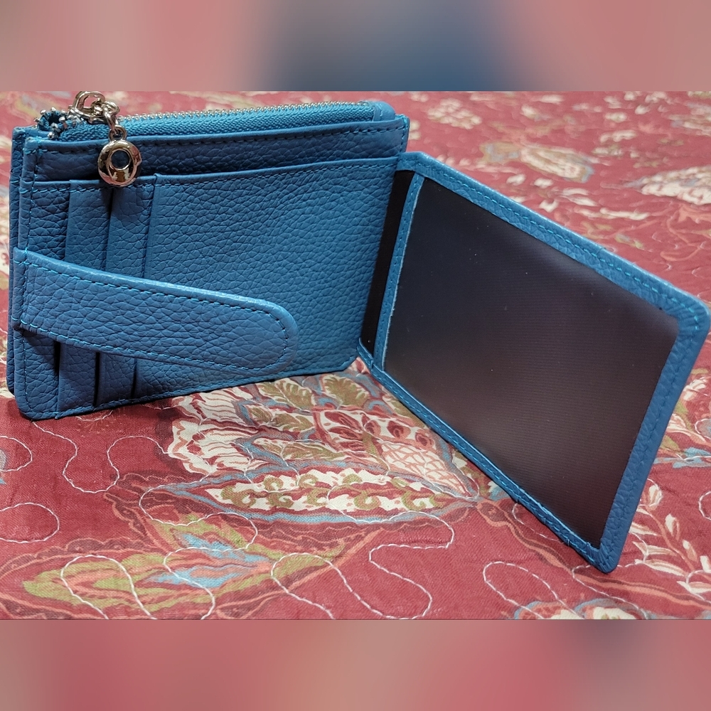 NWOT- RFID Faux Leather Card Holder w/ID Window Flap & Zipper Pocket - Picture 6 of 6